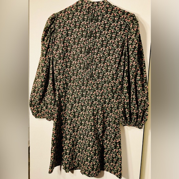 Topshop Blck Mini Dress with Floral Print ND puff Sleeves . - Picture 6 of 7